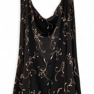 Women’s Apostrophe Black and Cream Floral Patterned Skirt